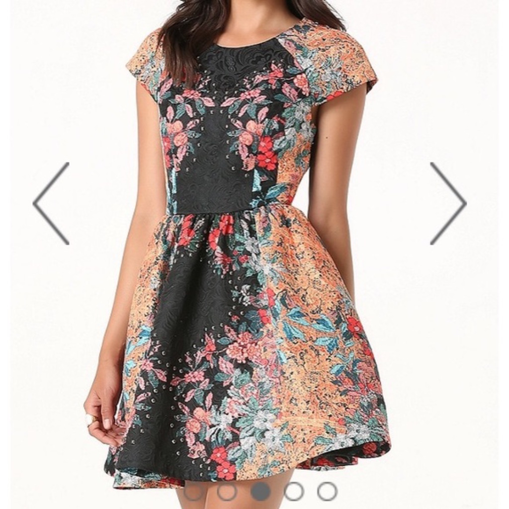Bebe Jacquard Dress Studded Fit And Flare Size Six